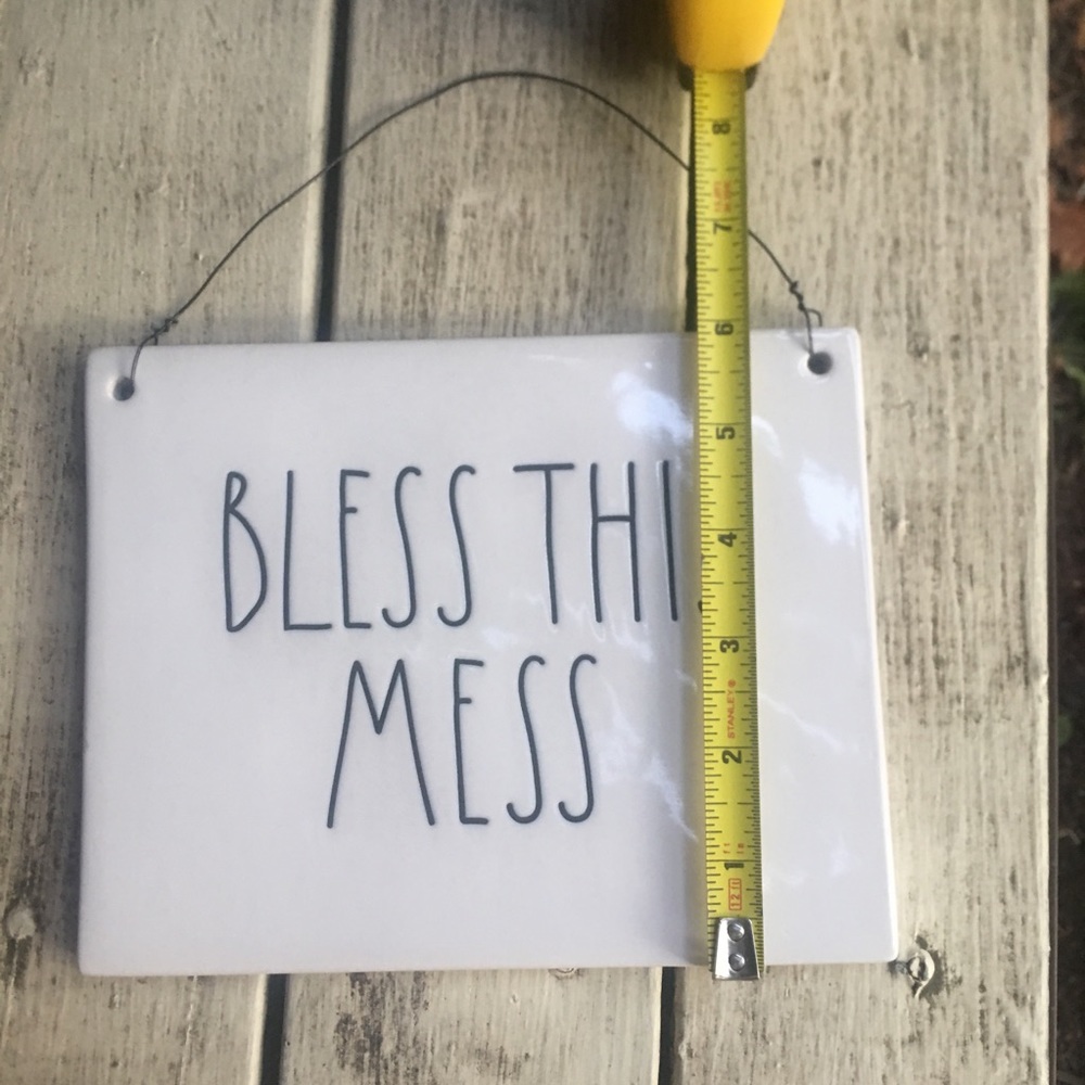 New Rae Dunn “Bless This Mess” Sign - Picture 4 of 4